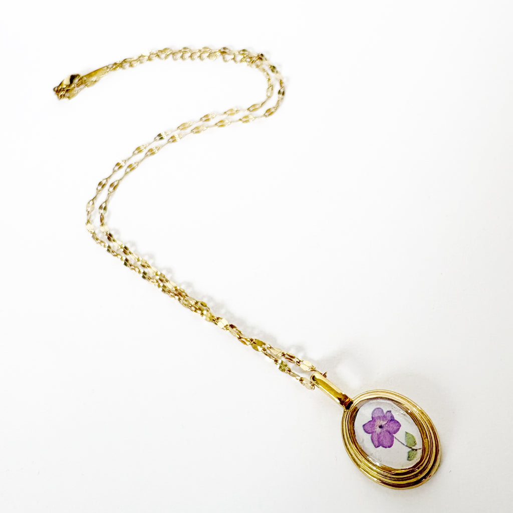 Gold Resin Art Pendant Necklace