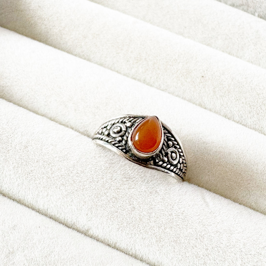 Carnelian Sterling Silver Filigree Ring – Confidence & Vitality Stone SIZE 6.5