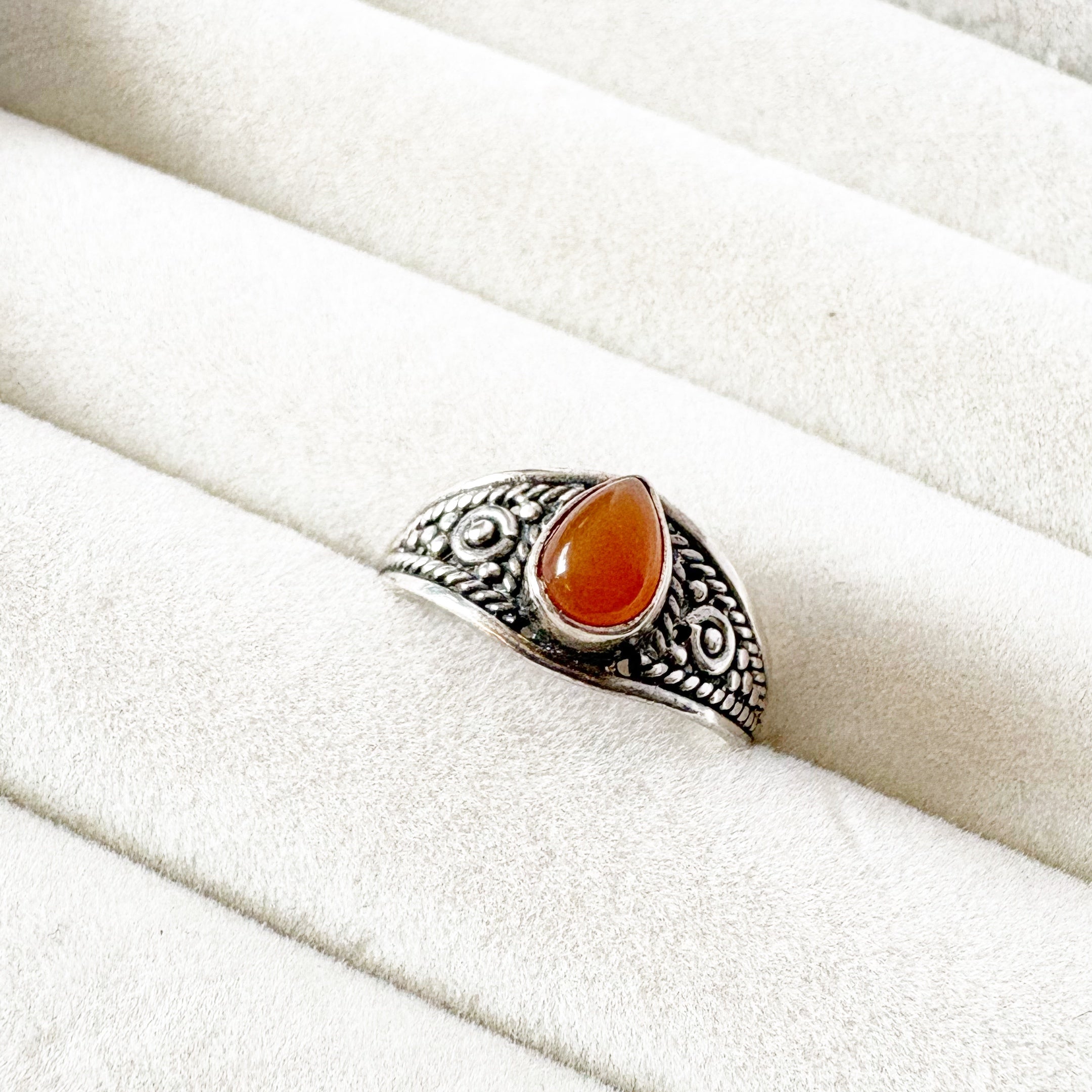 Carnelian Sterling Silver Filigree Ring – Confidence & Vitality Stone SIZE 6.5